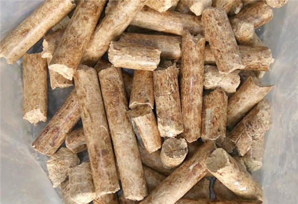 樟子松生物质颗粒